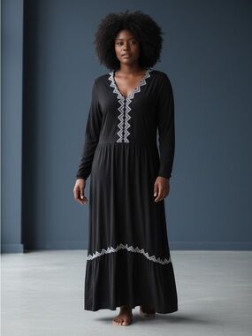 M&W Collection maxi tunic, Medium, black, embroidery, tiered dress Boho Chic